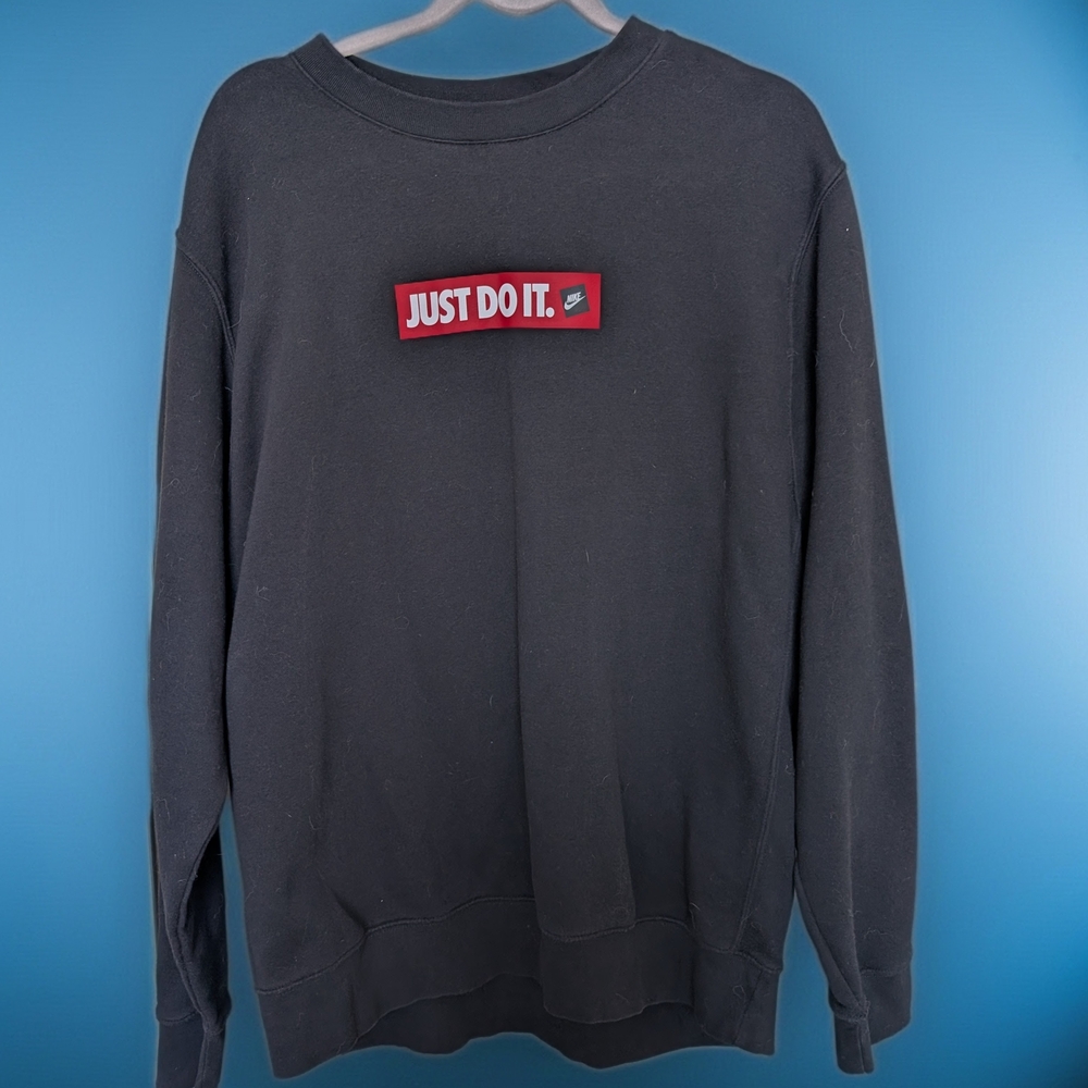 Nike Men's Black Crewneck Sweater